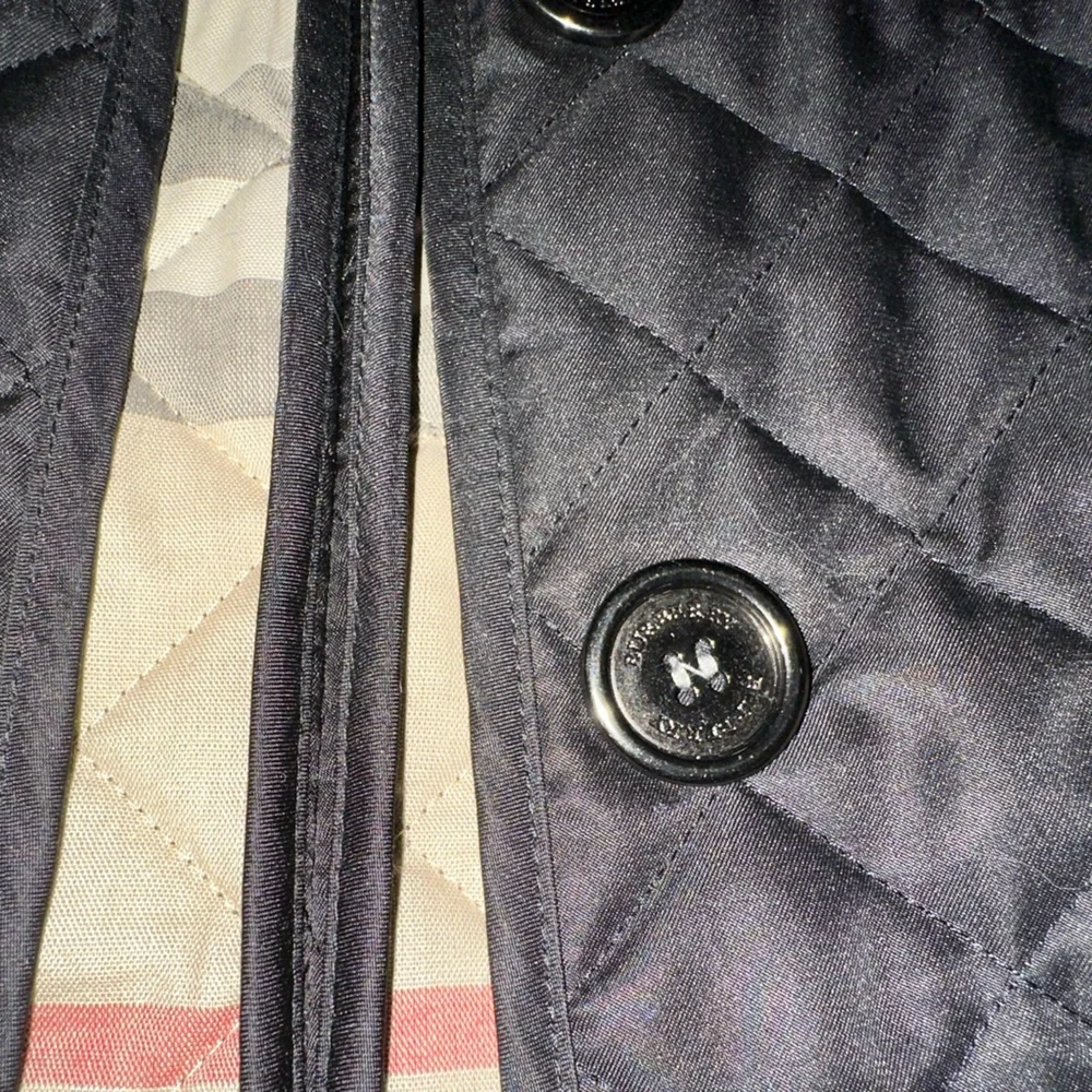 BURBERRY - Authentic Signature Jacket - Picture 9 of 9